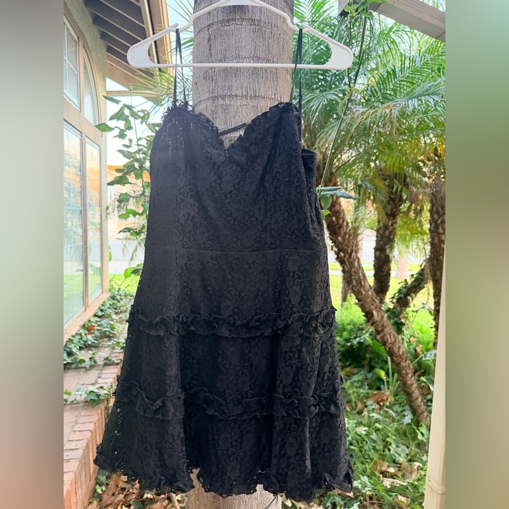 Francesca's Collections Black Lace Dress